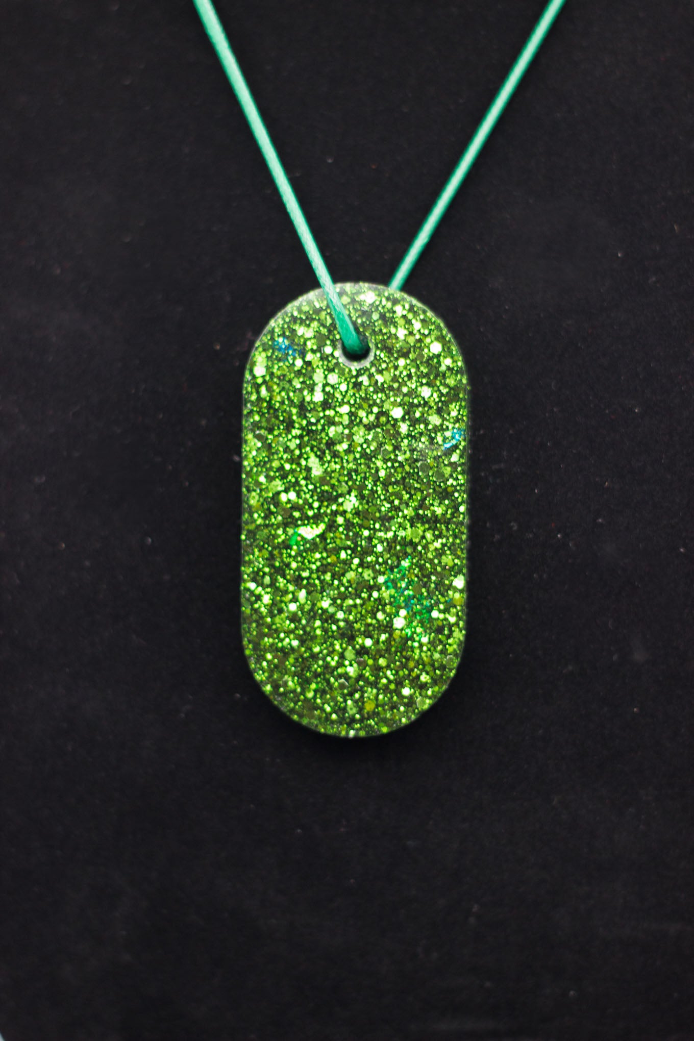 SAINT PATRICK'S GLITTER GREEN PENDANT